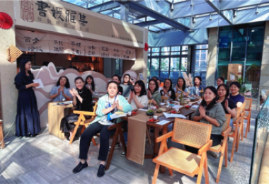 工会组织开展“玫瑰书香”读书分享会活动