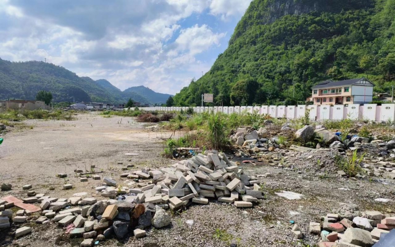 长顺北收费站闲置土地