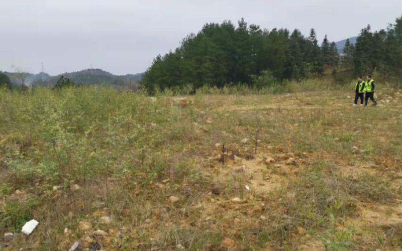 黄平段老鱼庄隧道旁土地处置