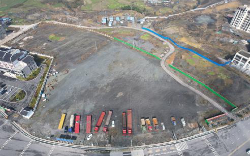 三穗南站左右侧土地处置