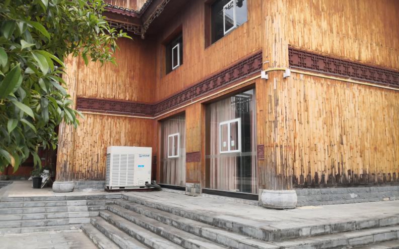 剑河县民族风情街B区7号楼