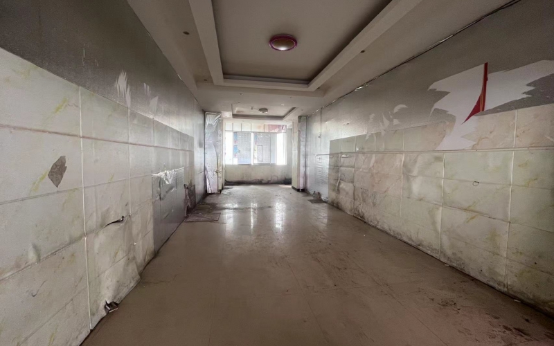 碧云路23-4号门面