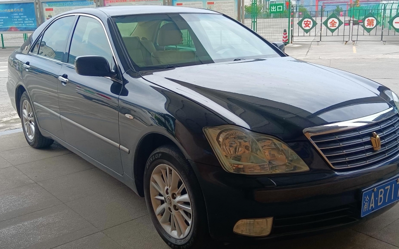 渝AB717S(丰田牌TV7250RoyalA)小型轿车(二次挂牌)