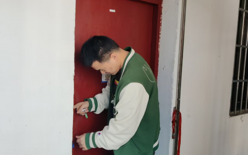 贵州省机关事务管理局国有资产管理服务中心贵阳市云岩区富水中路104号12楼1203招租