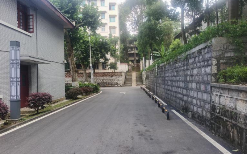 贵州省机关事务管理局国有资产管理服务中心贵阳市花溪区清溪路40幢6层261号房屋招租