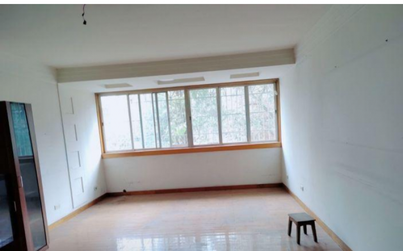 云岩区盐务街两处资产转让（持有方：贵州省机关事务管理局国有资产管理服务中心）