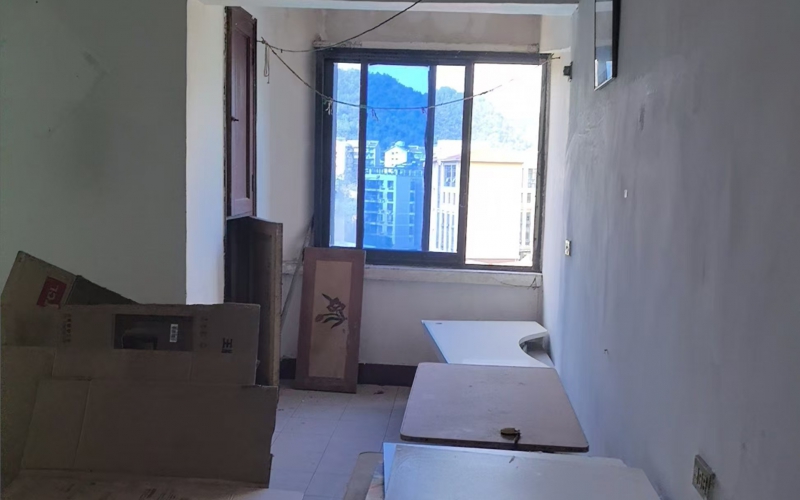 贵州省机关事务管理局国有资产管理服务中心贵阳市云岩区金顶山46幢1单元8层1号房屋资产招租