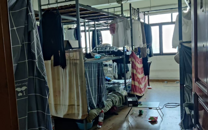 贵州省机关事务管理局国有资产管理服务中心贵阳市南明区花溪大道北段128号灵达新苑B栋3层1-3号、4层1号房屋资产招租