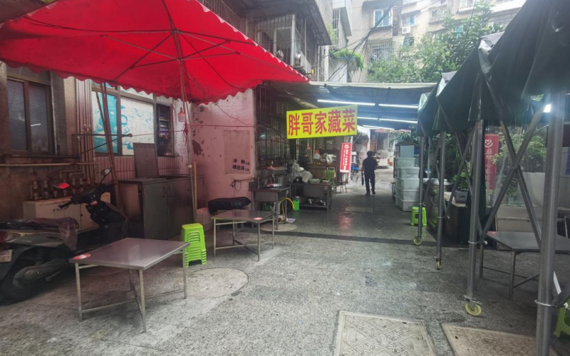 护国路153号3单元8层22号住宅转让（持有方：贵州省机关事务管理局国有资产管理服务中心）(二次挂牌)