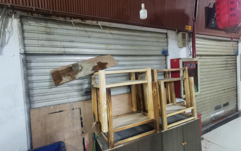 （降价）环城东路万东商贸城丙一排04号、05号门面转让（持有方：贵州省机关事务管理局国有资产管理服务中心）(二次挂牌)