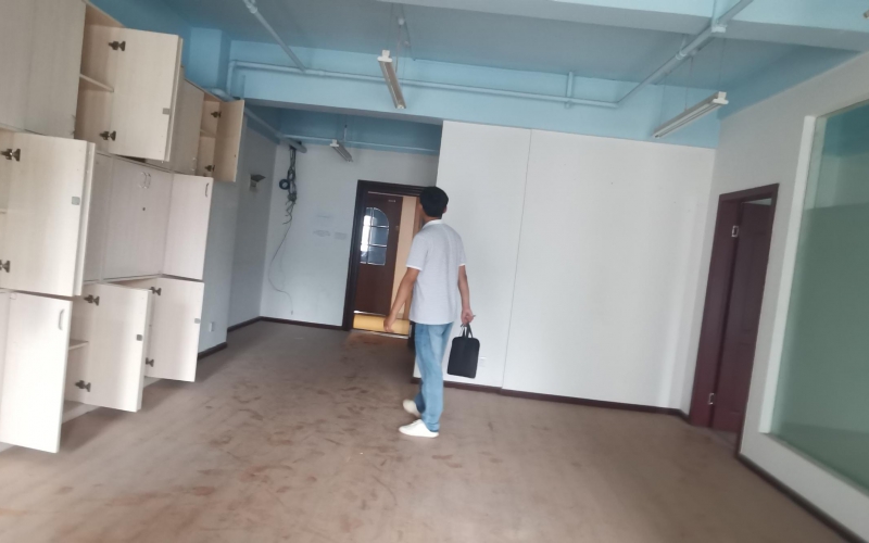 （降价）雄骏国际1单元三项资产转让（持有方：贵州省机关事务管理局国有资产管理服务中心）(二次挂牌)