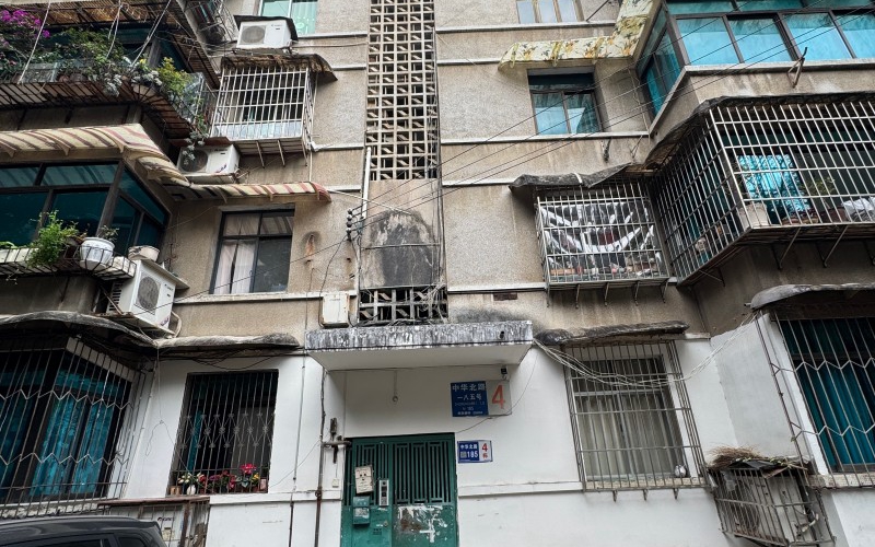 （预披露）贵州省机关事务管理局国有资产管理服务中心贵阳市云岩区中华北路325号4栋5层附9号房屋招租