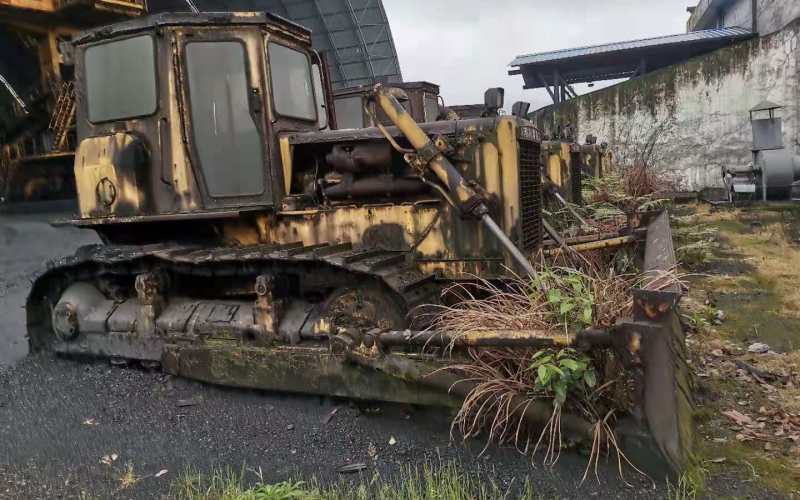 4台推土机处置(降价)